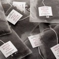 The Noir 4 Fruits Rouges 24 saszetki Cristal Open Inside.jpg